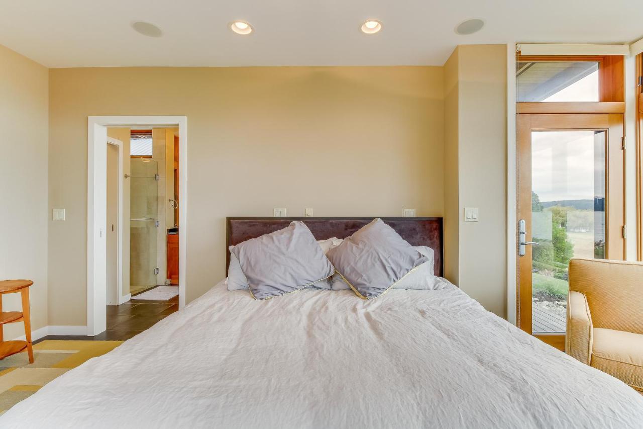 Villa Fidalgo Island Waterfront Stunner Anacortes Exterior foto